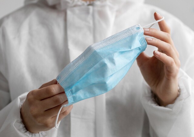 Маски, презервативы и не только: в России начнётся эксперимент по маркировке медицинских изделий